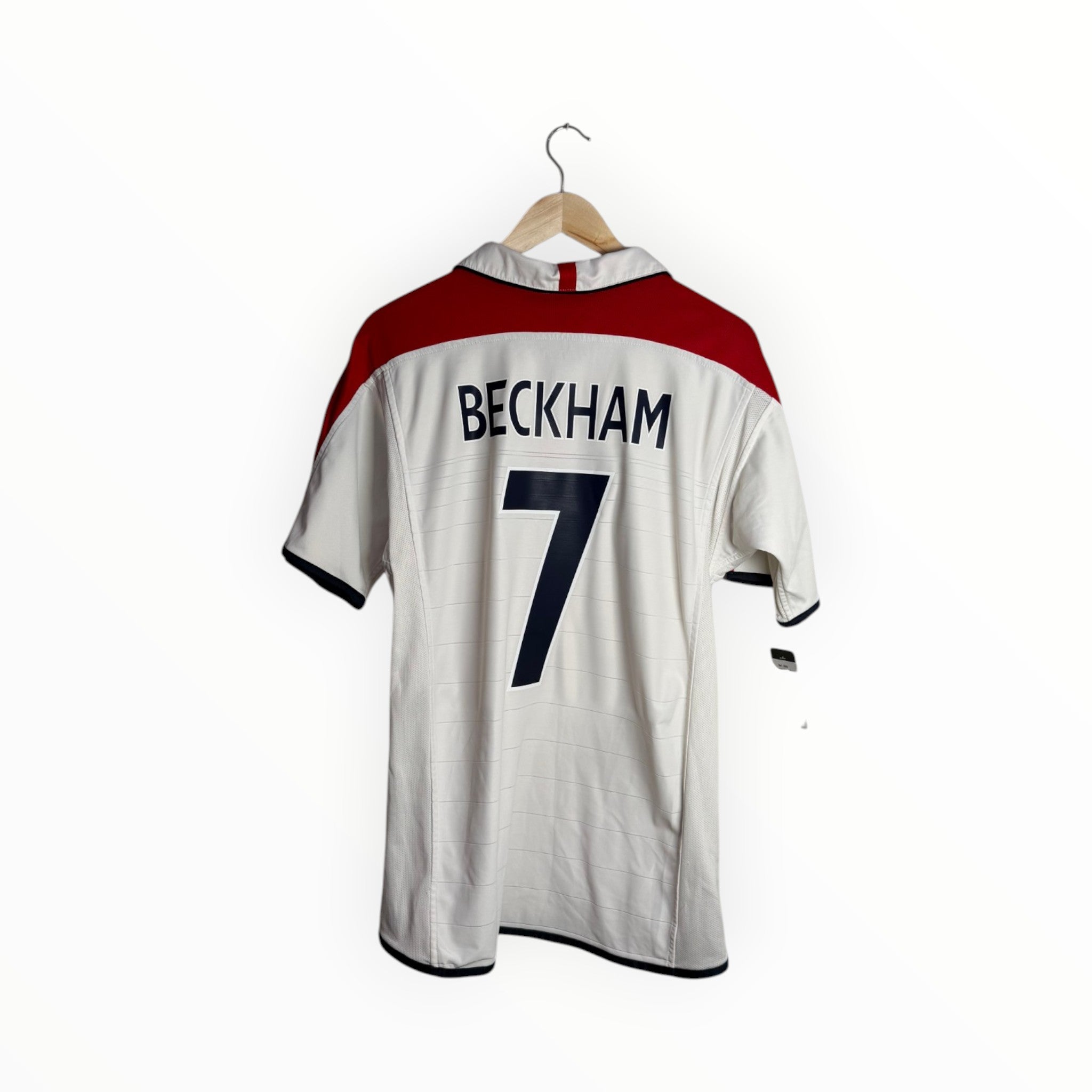 Beckham kit England white and red