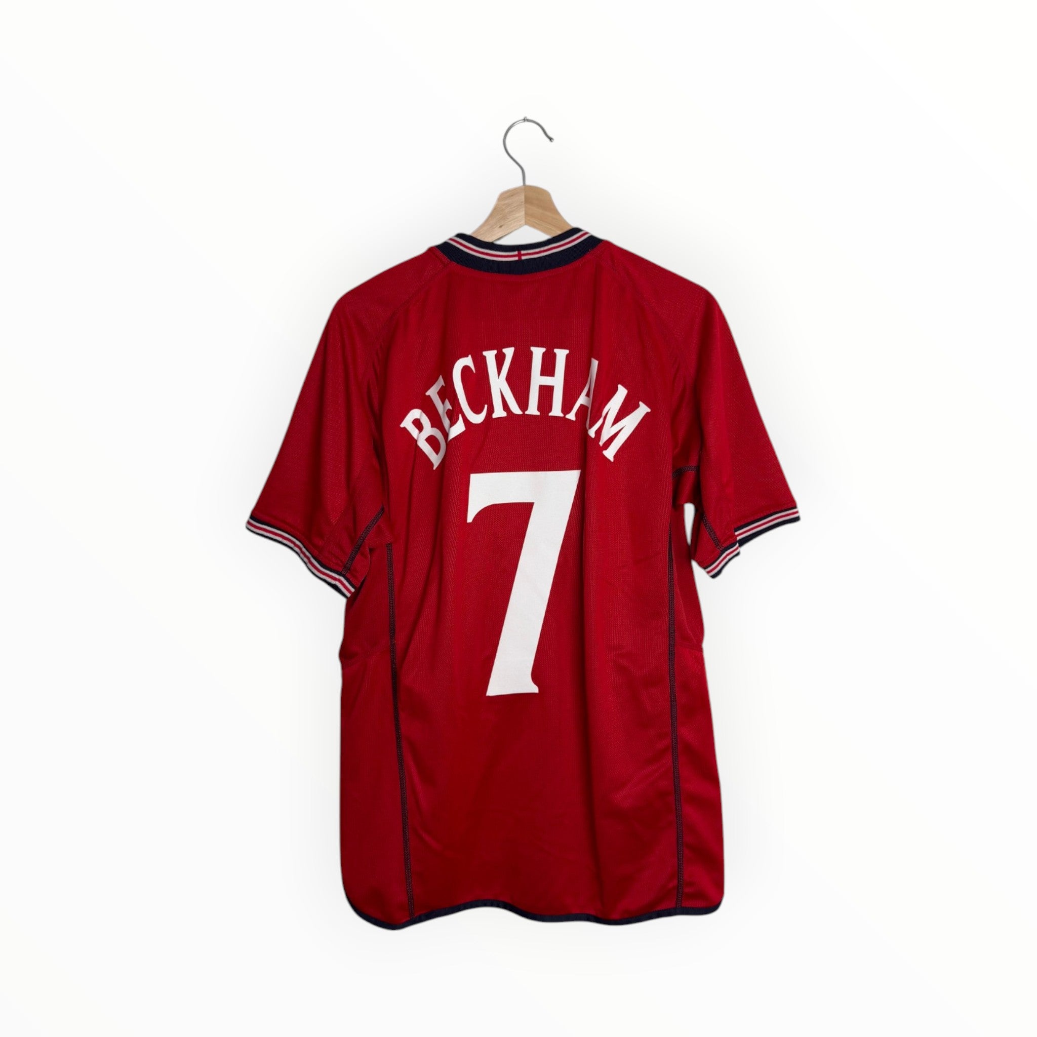 Beckham red football shirt england