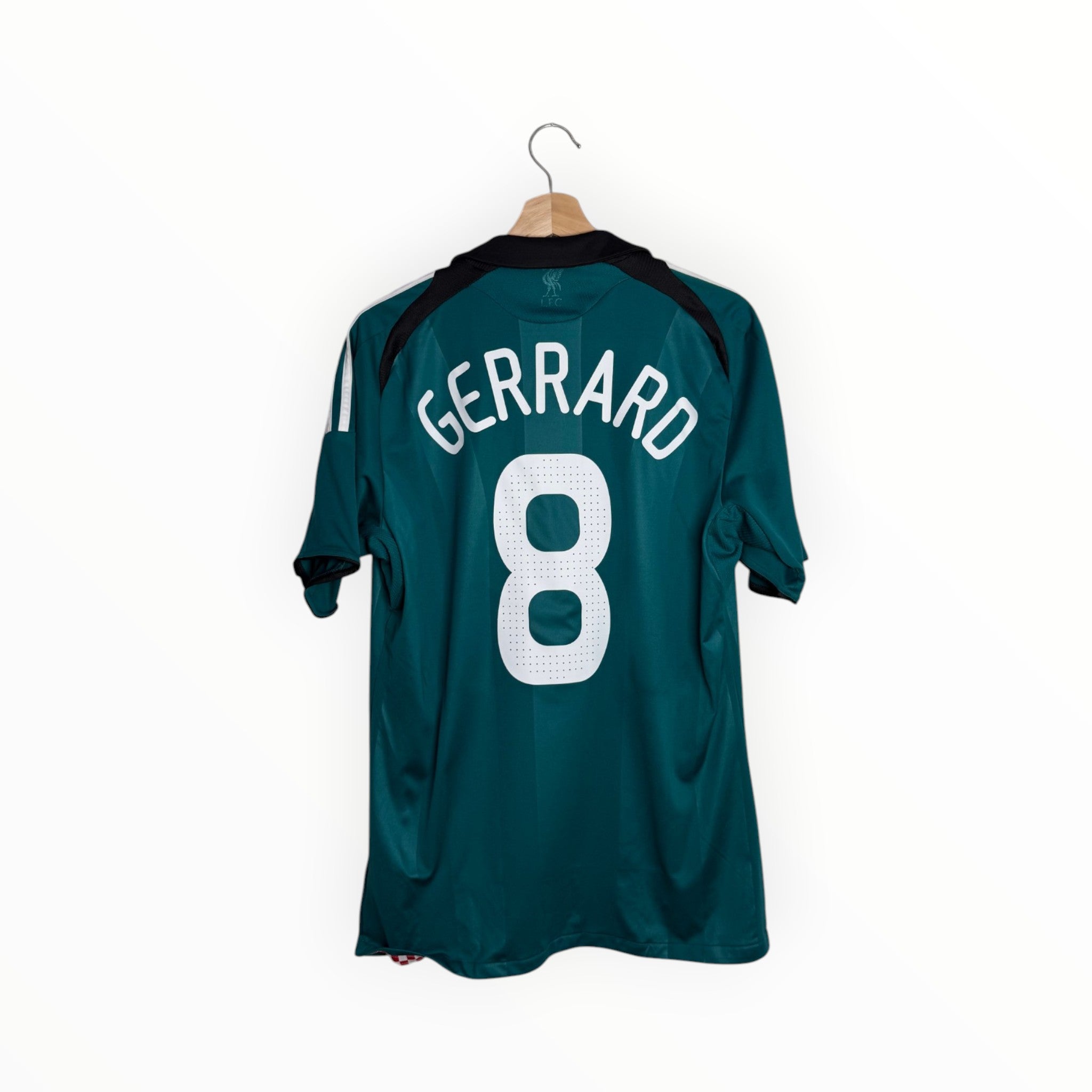 Gerrard green jersey liverpool