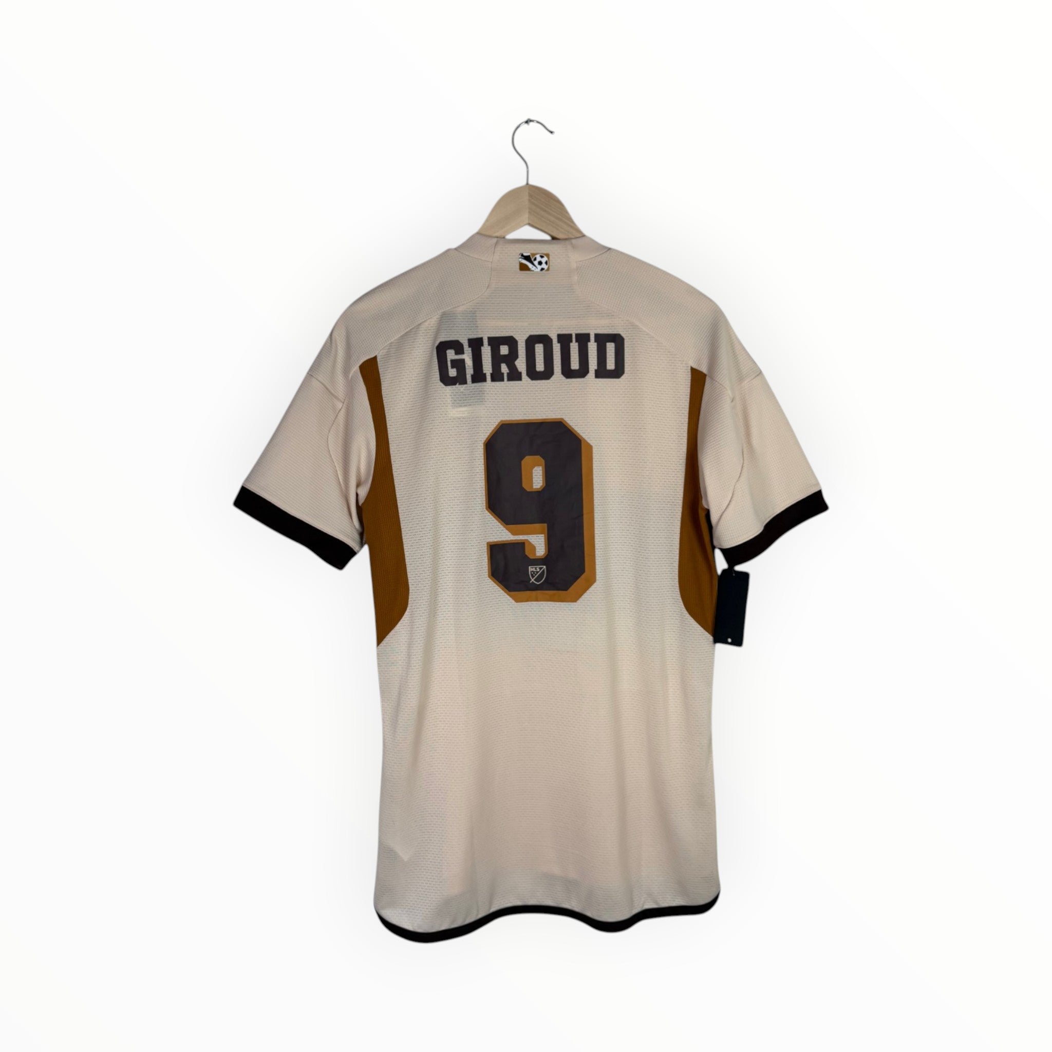 Giroud football shirt 