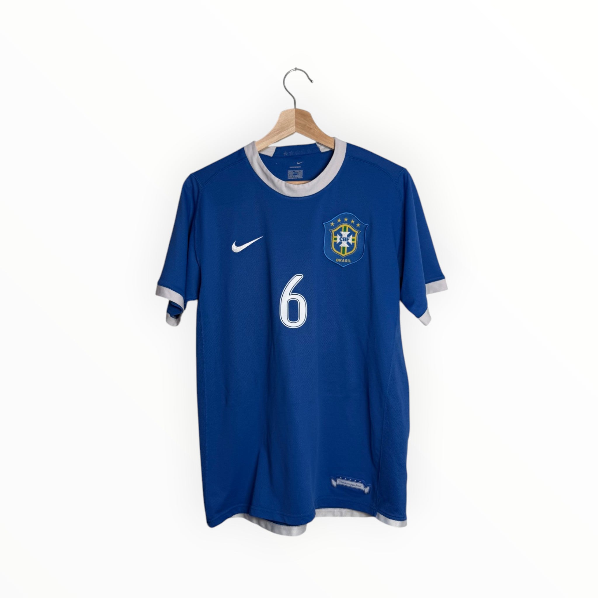 Brazil 2006-07 Away kit Roberto Carlos, Size M, Very good 8/10