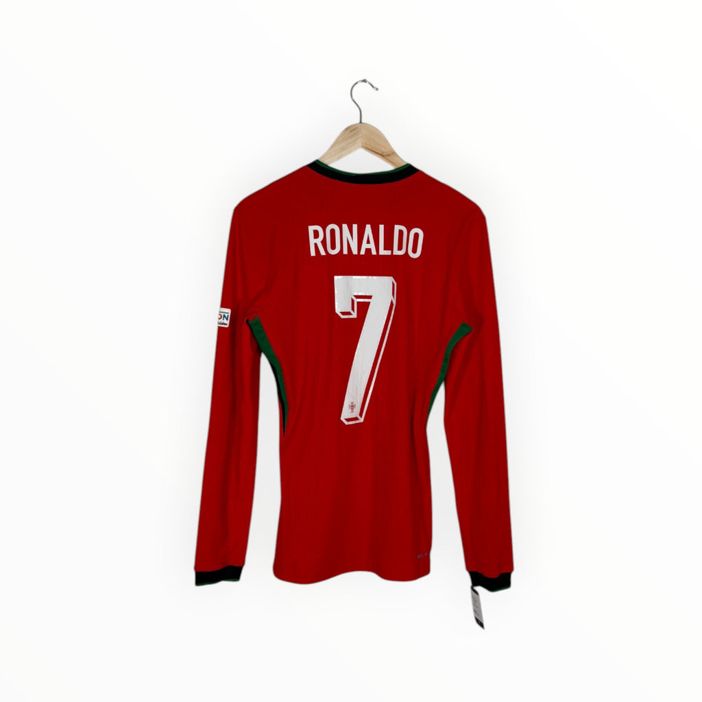 Portugal 2024-25 Home kit L/S Player Issue Ronaldo, Size S, Excellent 9/10