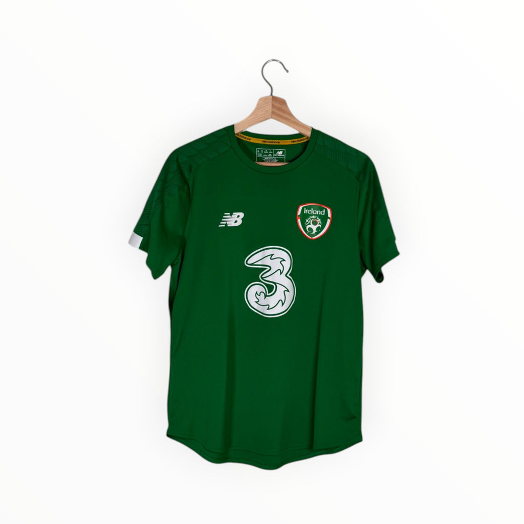 Ireland 2019-20 Home kit, Size M, Very good 8/10