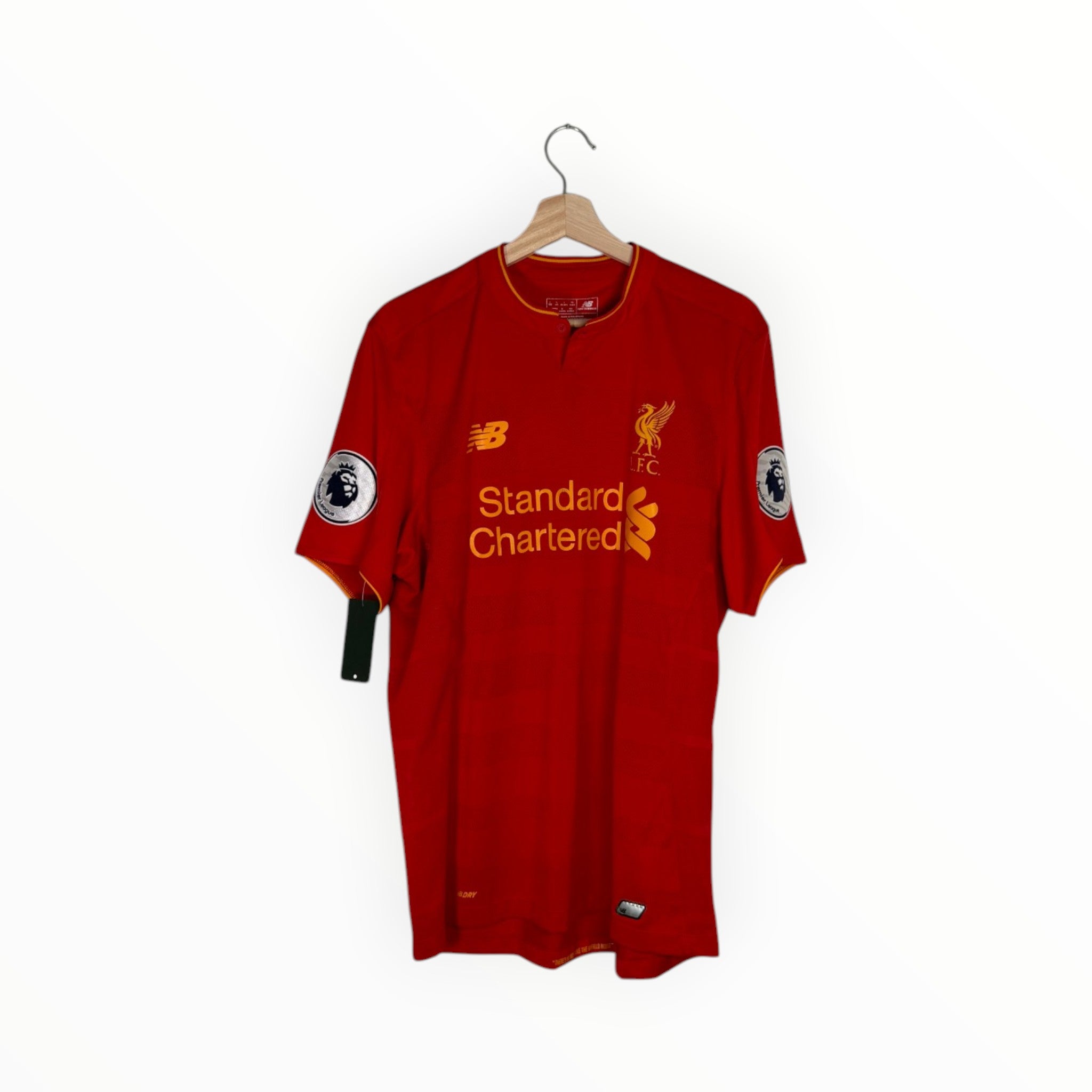 Liverpool 2016-17 Home kit Coutinho, Size L, Good 7/10