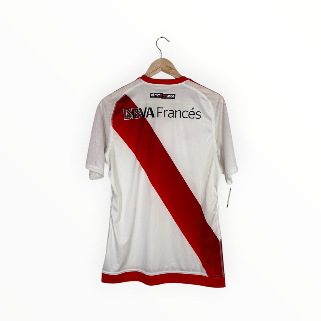 River Plate 2016-17 Home kit, Size M, Very good 8/10