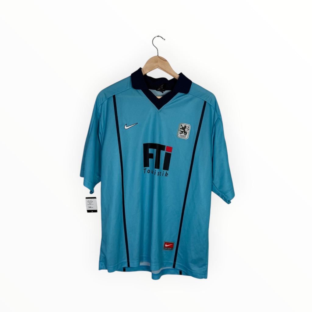 Munchen 1860 2000-01 Home kit, Size L, Good 6/10