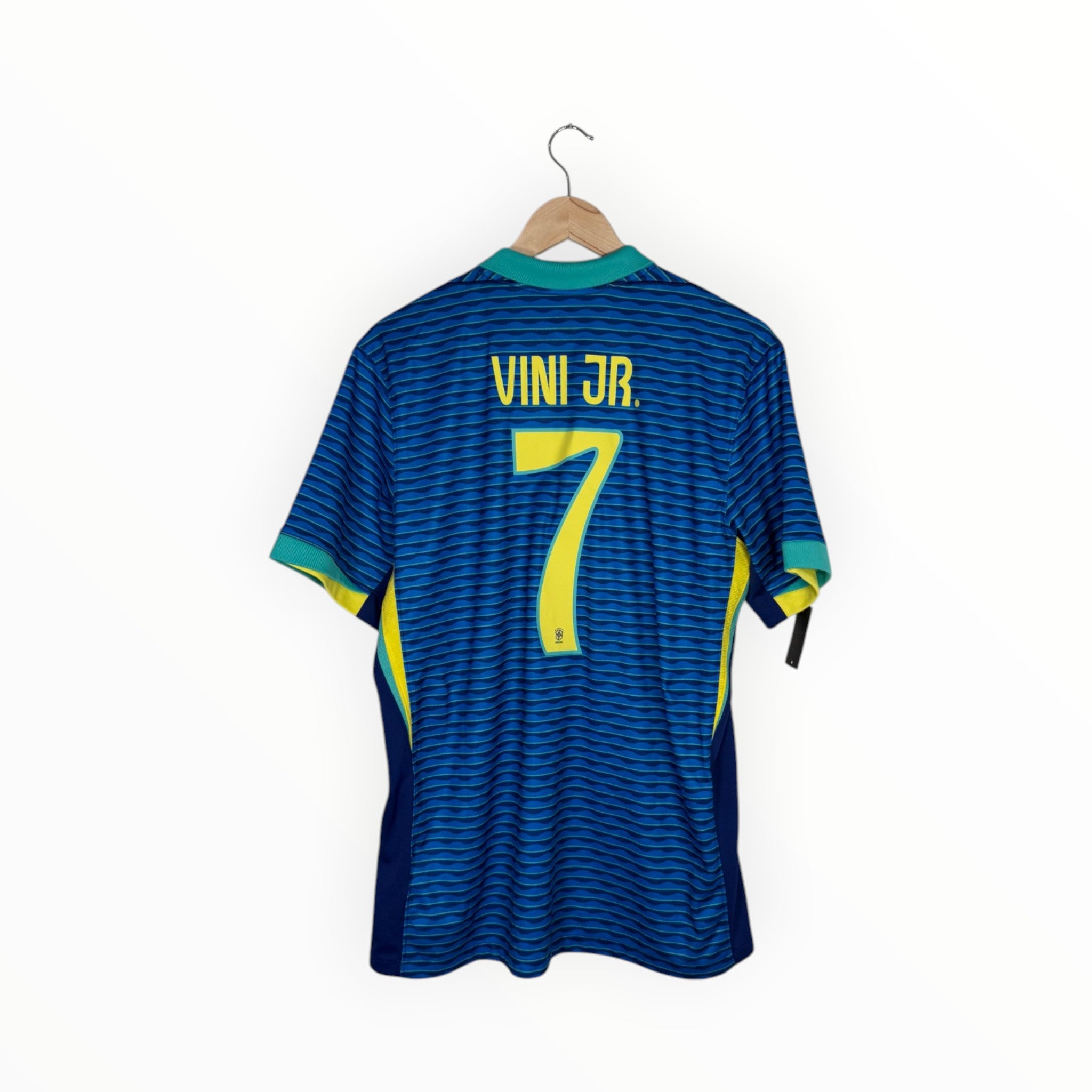 Brazil 2024-25 Away kit Vinicius JR, Size L, Excellent 9/10