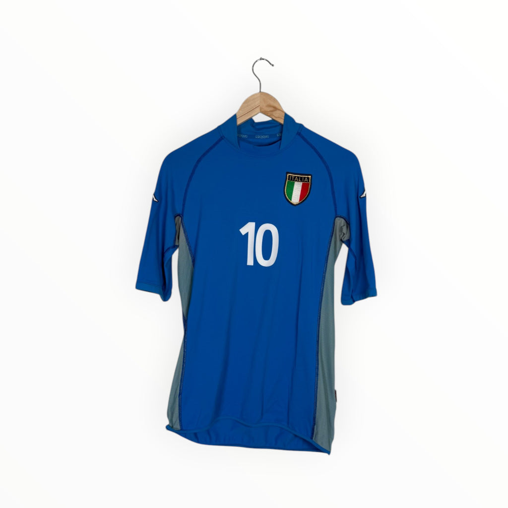 Italy 2002-03 Home kit Totti, Size L, Very good 8/10
