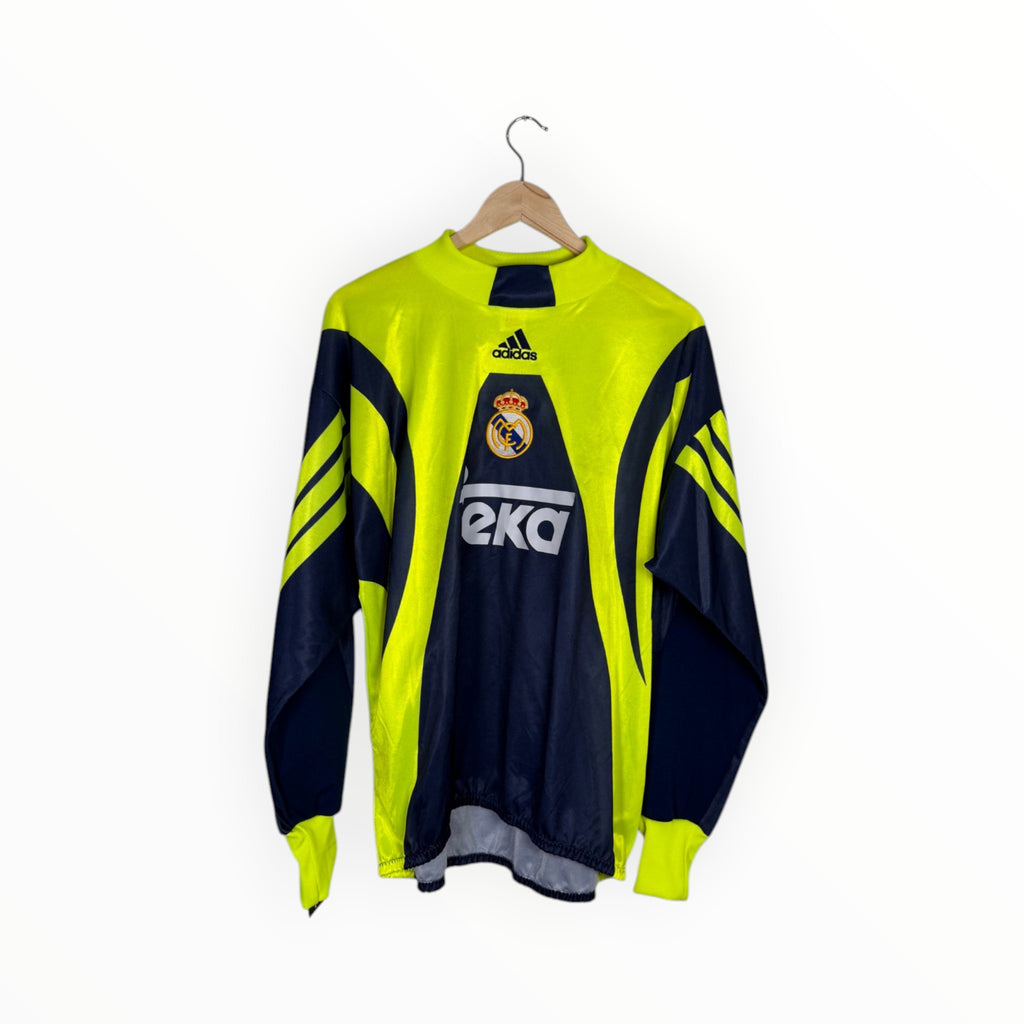 Real Madrid 1998-99 Gk kit L/S Casillas, Size L, Very good 8/10