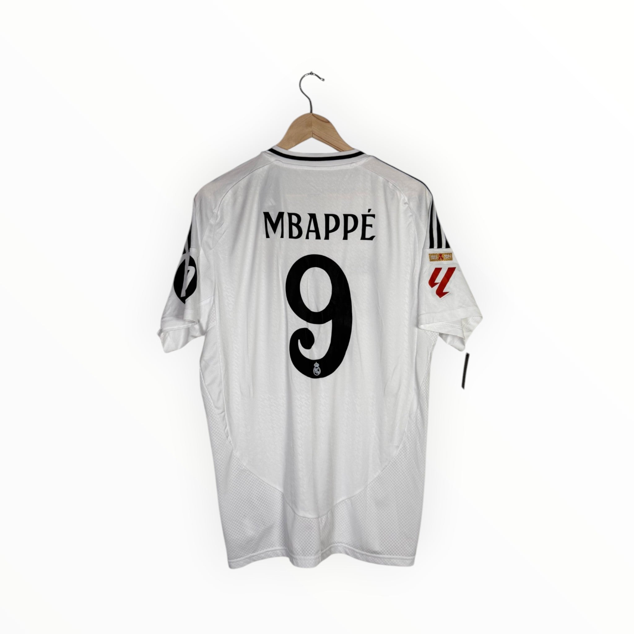 Real Madrid 2024-25 Home kit Mbappe, Size L, Brand new 10/10