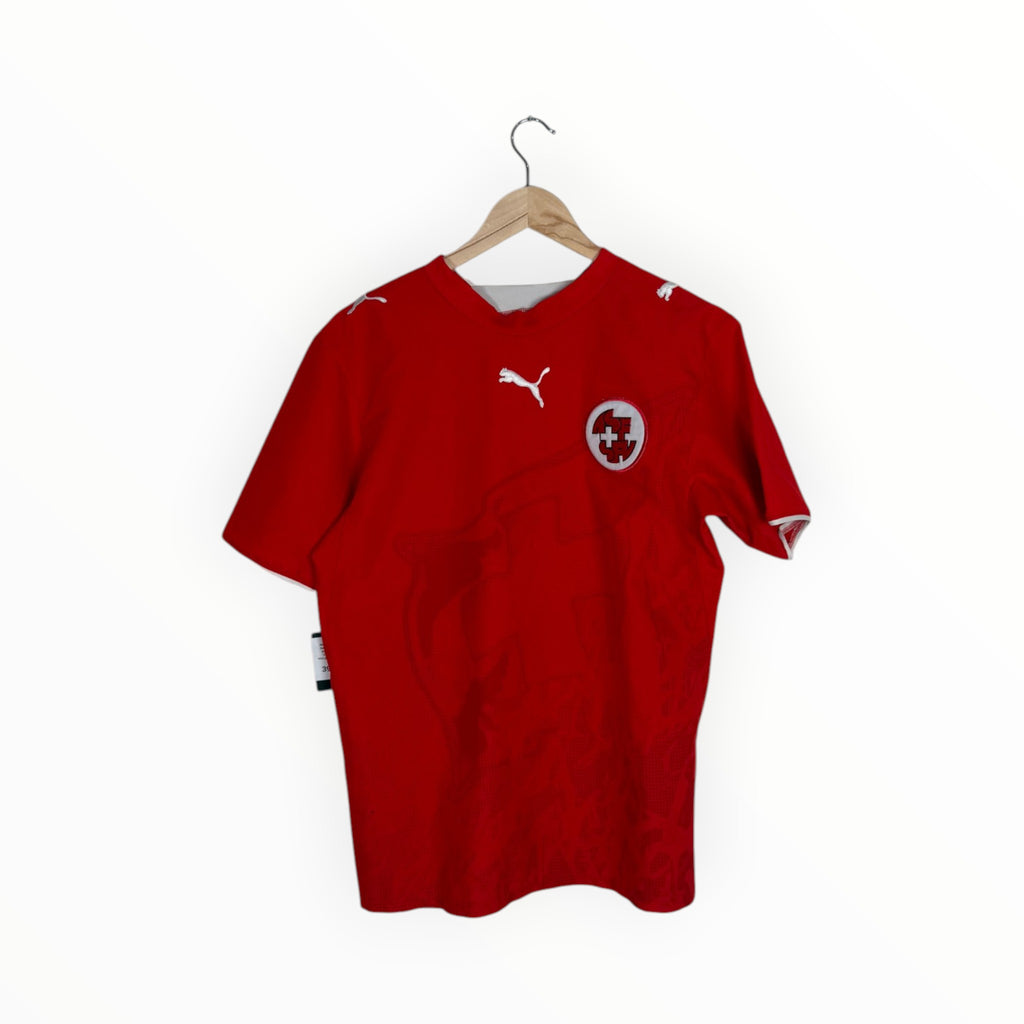 Switzerland 2006-07 Home kit, Size M, Very good 8/10