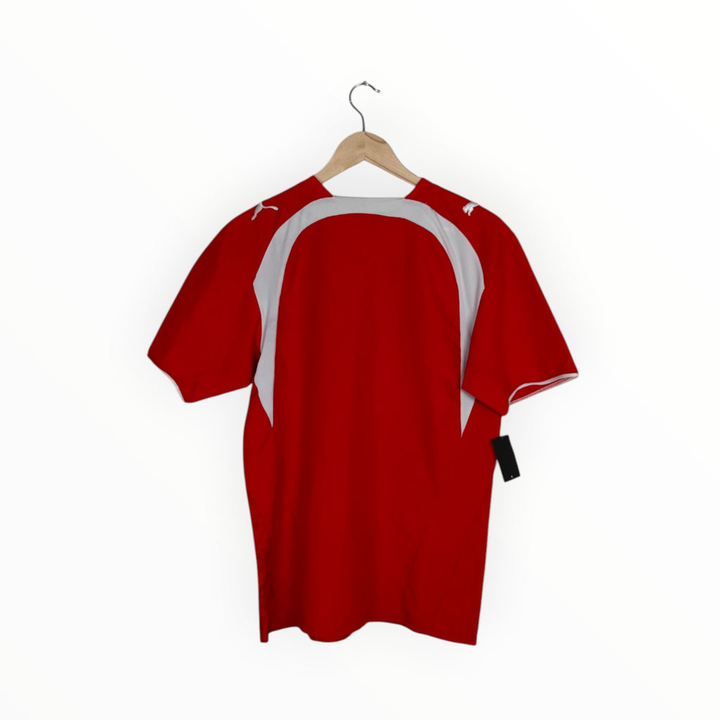 Switzerland 2006-07 Home kit, Size M, Very good 8/10