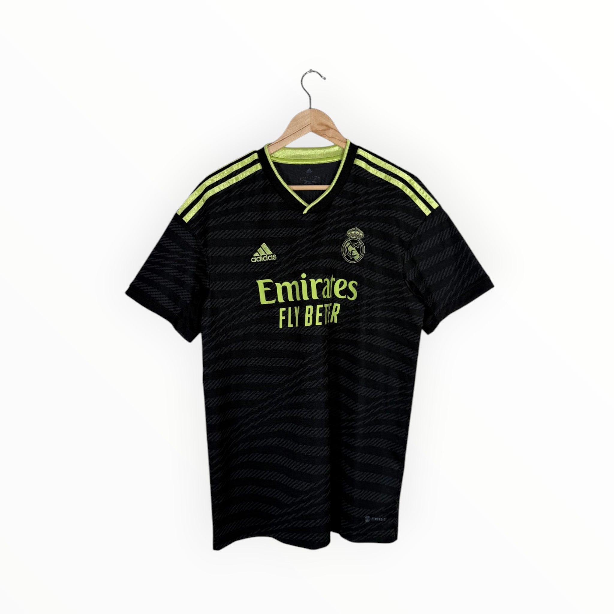 Real Madrid 2022-23 Third kit, Size L, Very good 8/10