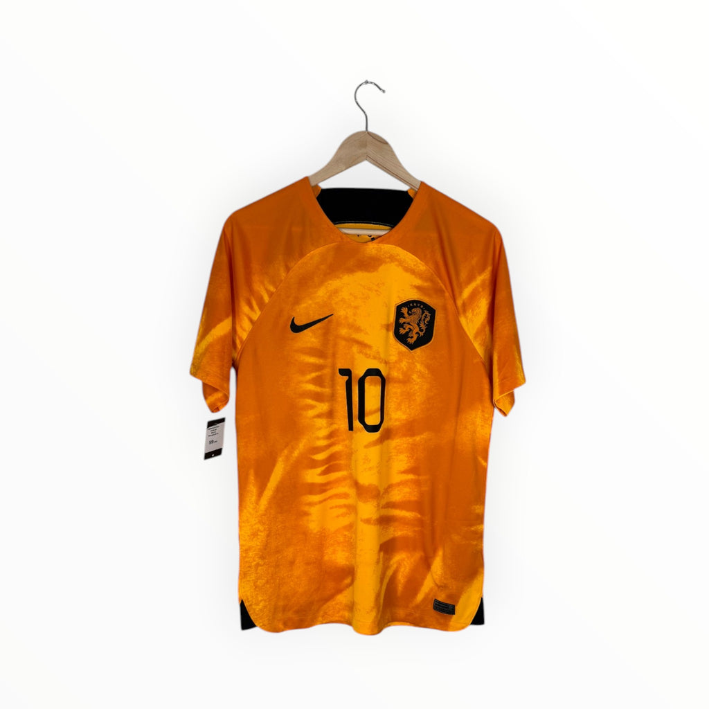 Netherland 2022-23 Home kit Memphis, Size M, Very good 8/10