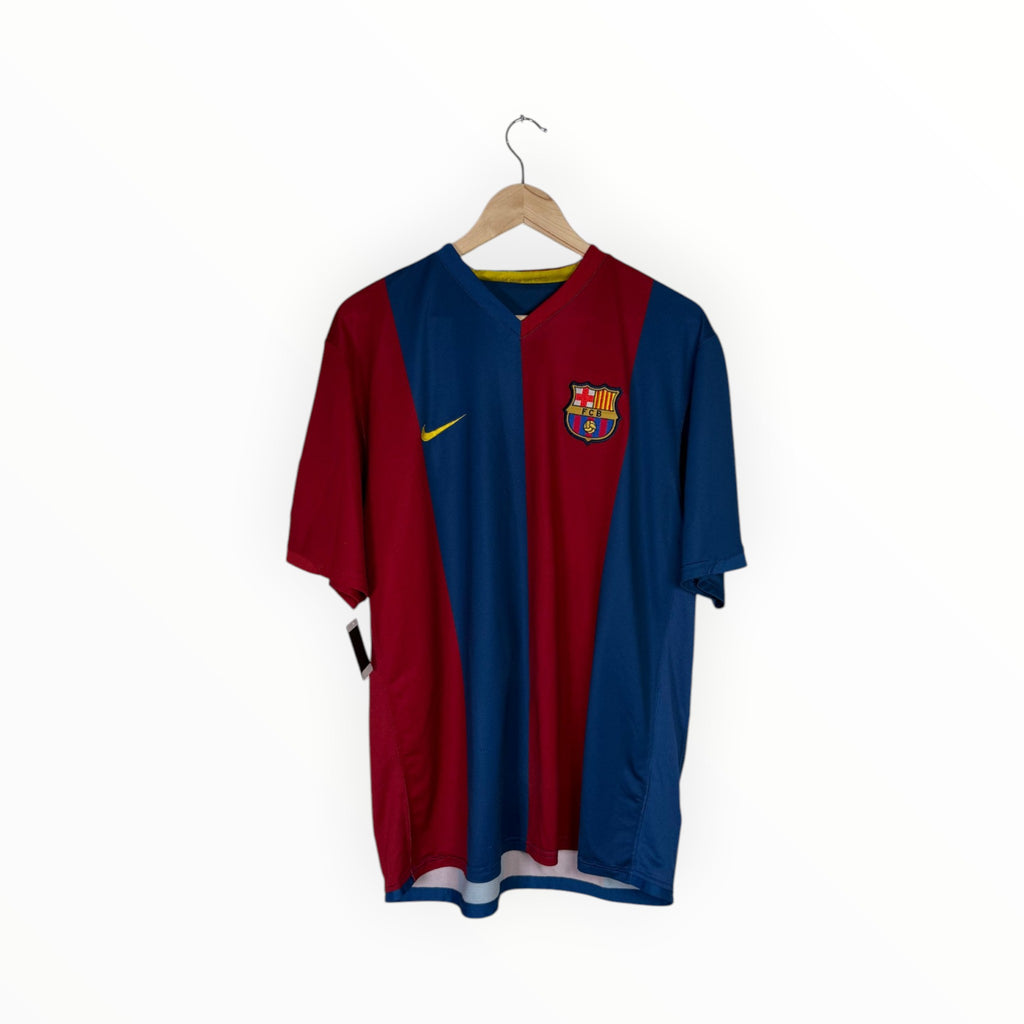 Barcelona 2006-07 Home kit Ronaldinho, Size XL, Very good 8/10