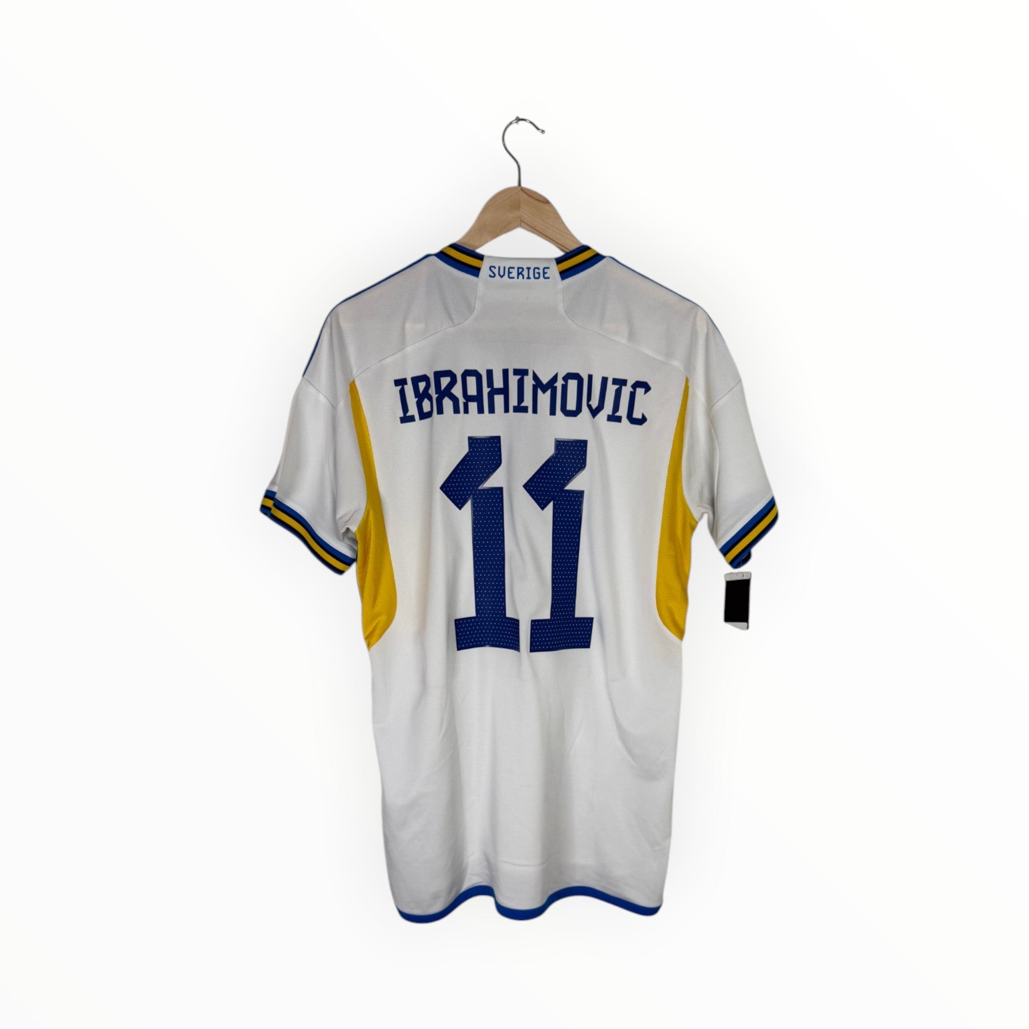 Sweden 2022-23 Away kit Ibrahimovic, Size L, Very good 8/10