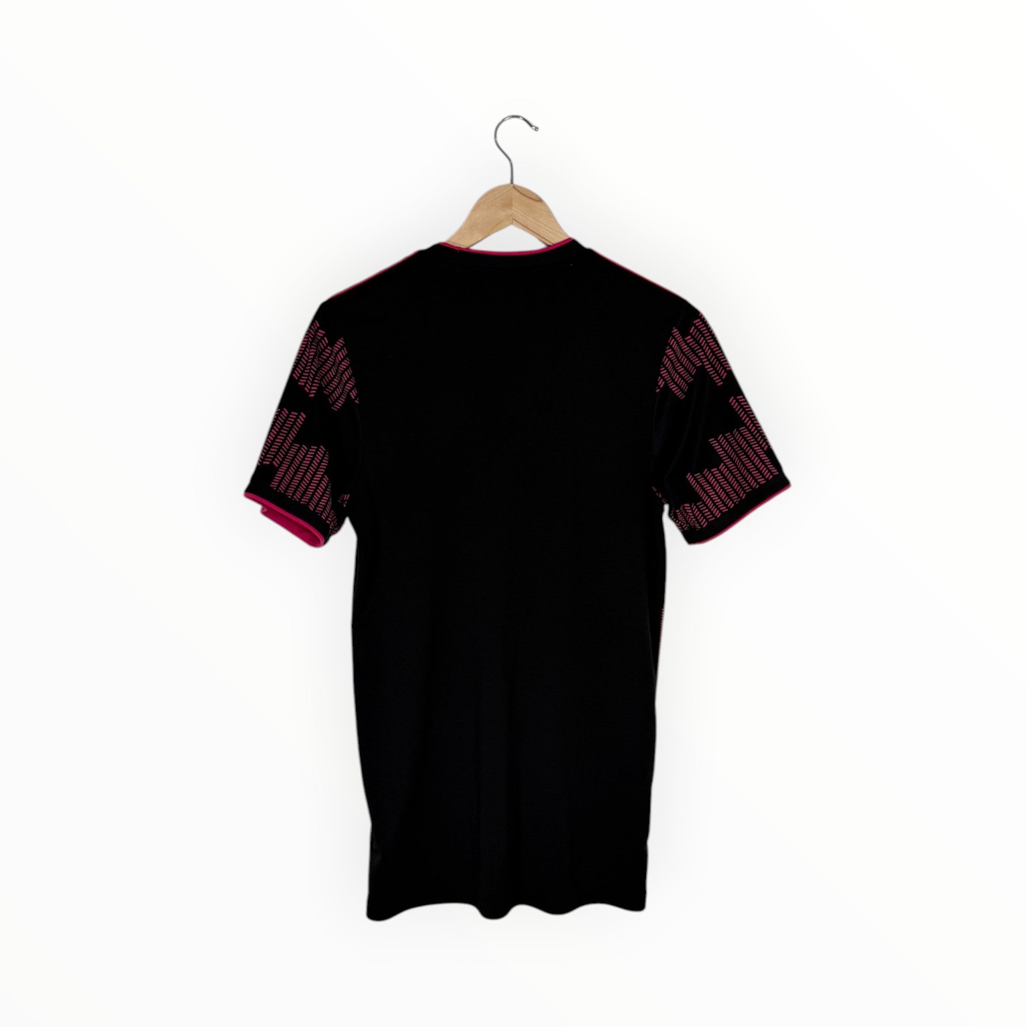 Mexico 2020-21 Away kit, Size S, Very good 8/10