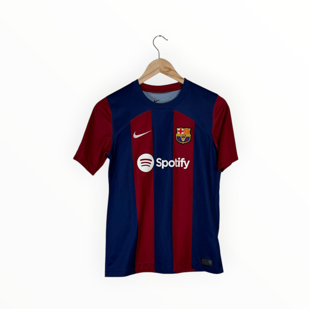 Barcelona 2022-23 Home kit Pedri, Size Youth XL, Very good 8/10