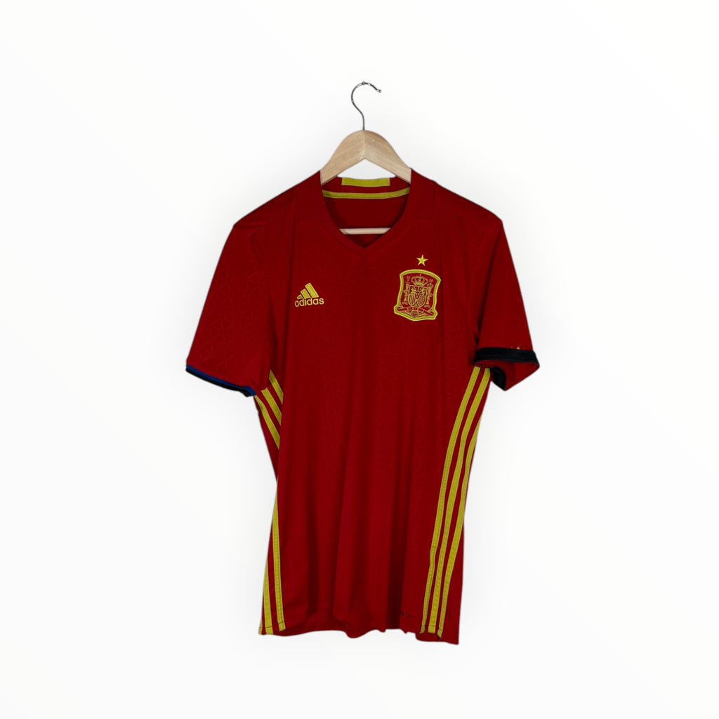 Spain 2016-17 Home kit, Size L, Good 7/10