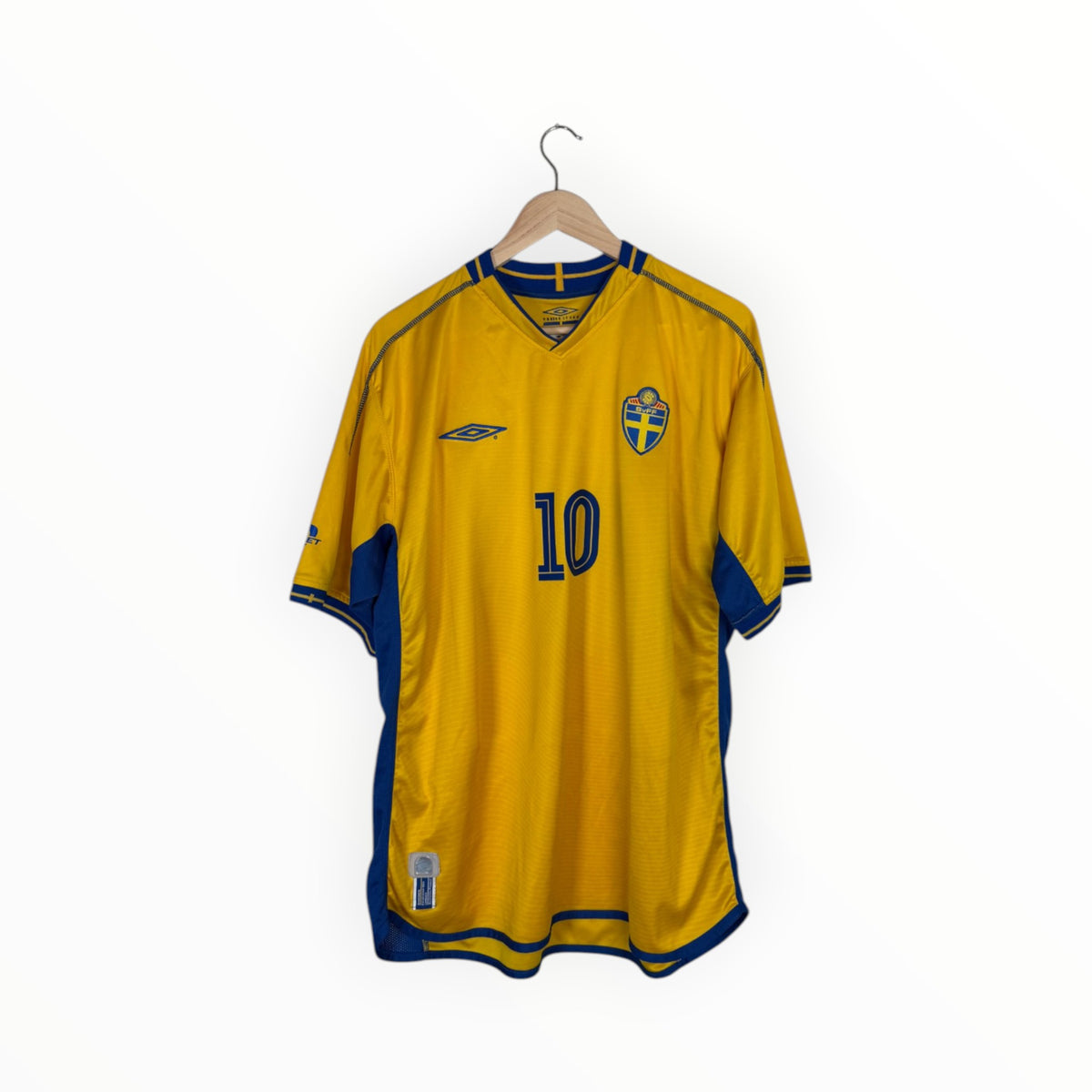 Sweden 2002-03 Home kit Ibrahimovic, Size XL, Very good 8/10