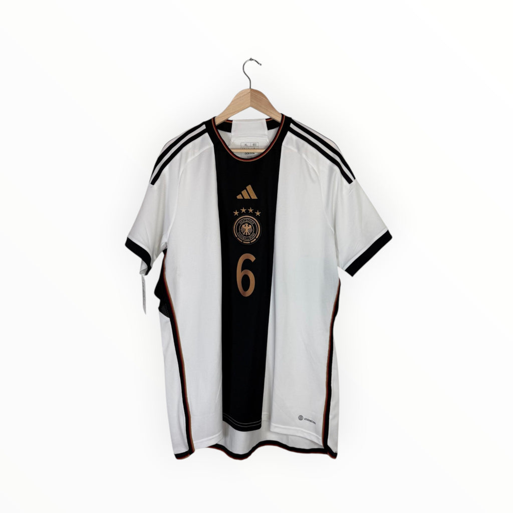 Germany 2022-23 Home kit Kimmich, Size XL, Excellent 9/10