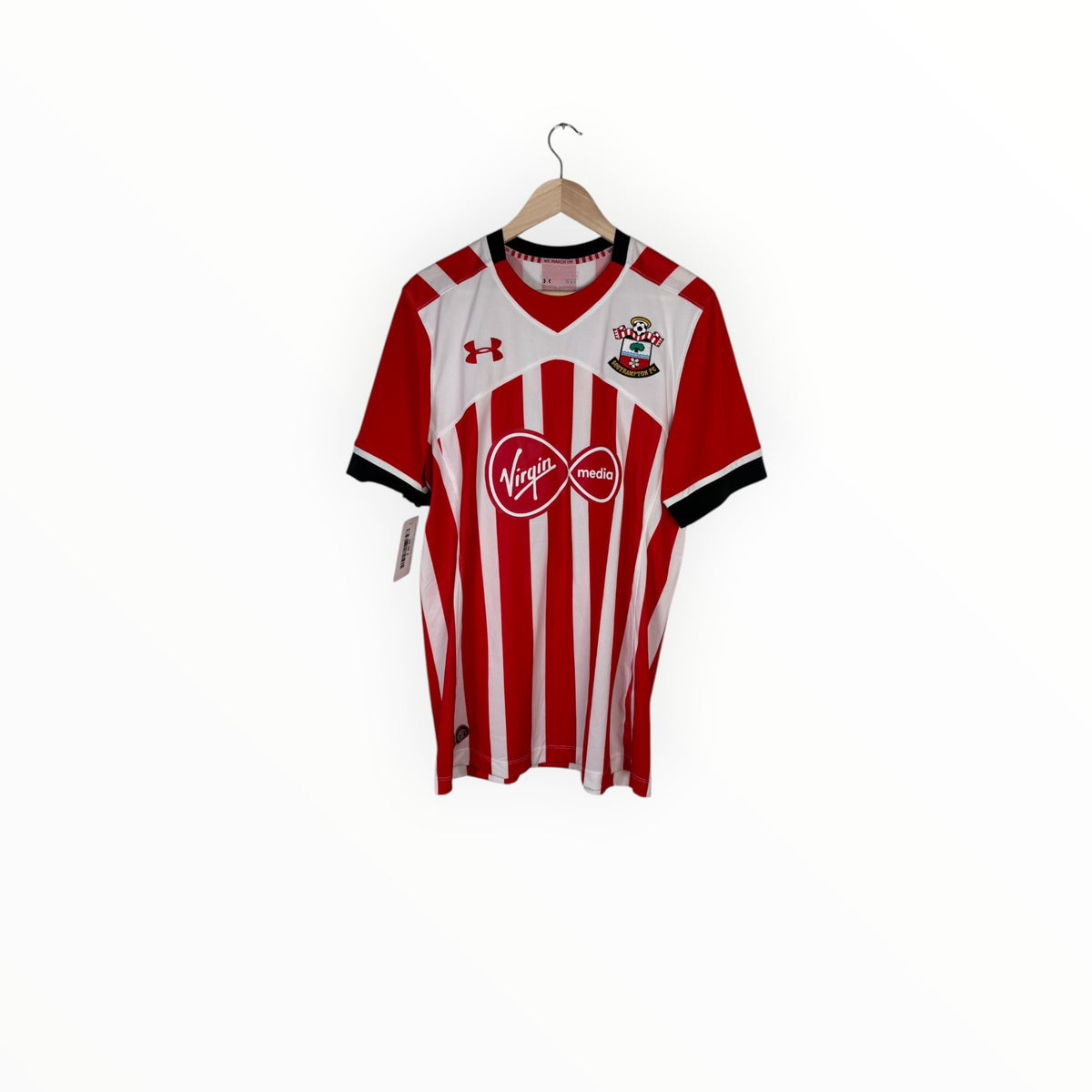 Southampton 2016-17 Home kit Virgil, Size L, Very good 8/10