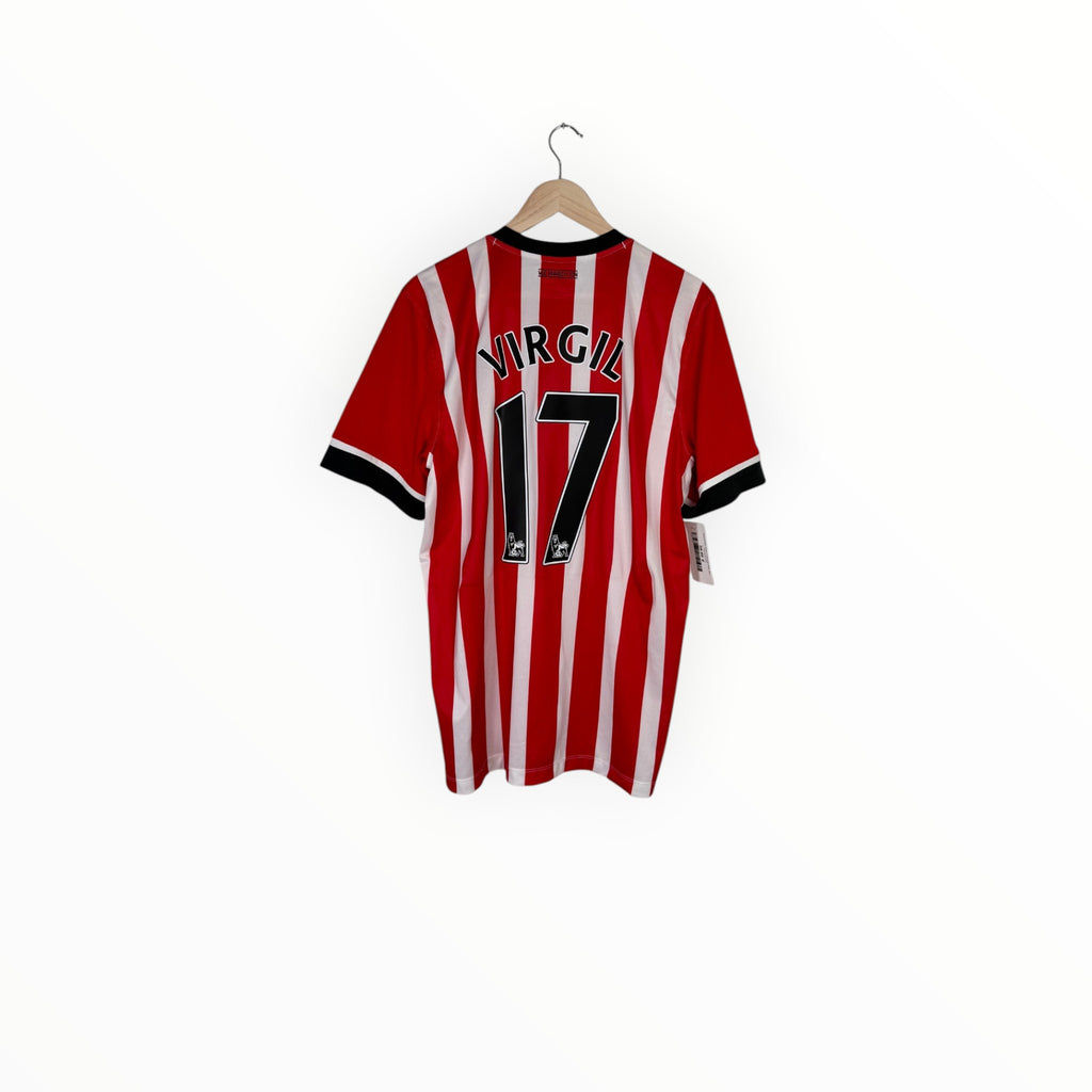 Southampton 2016-17 Home kit Virgil, Size L, Very good 8/10