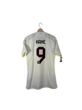 Kane football shirt cream bayern munich
