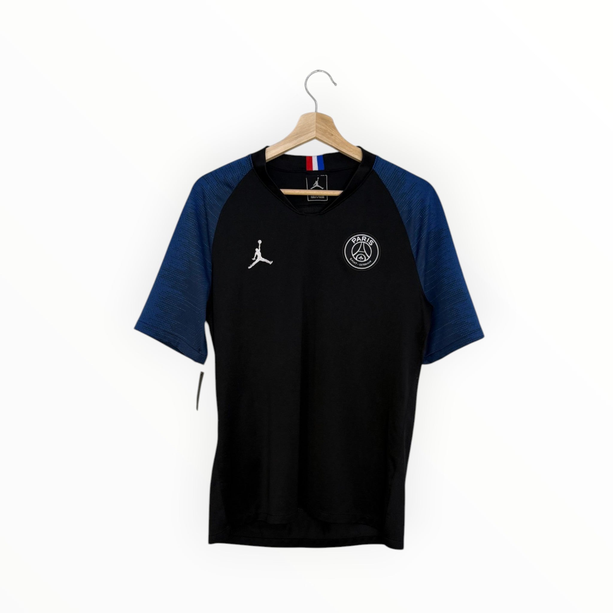 PSG black and blue jersey jordan