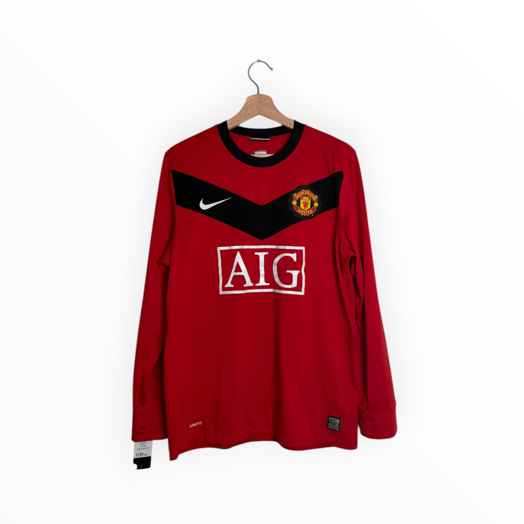 Red and black football shirt nike manchester united