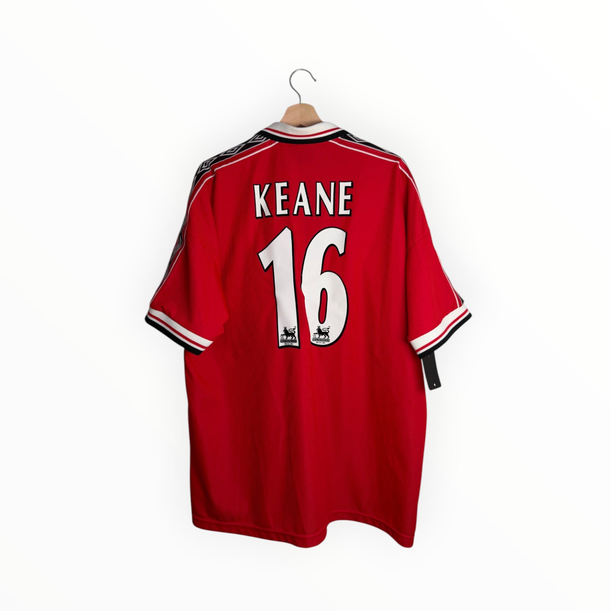 United keane jersey red