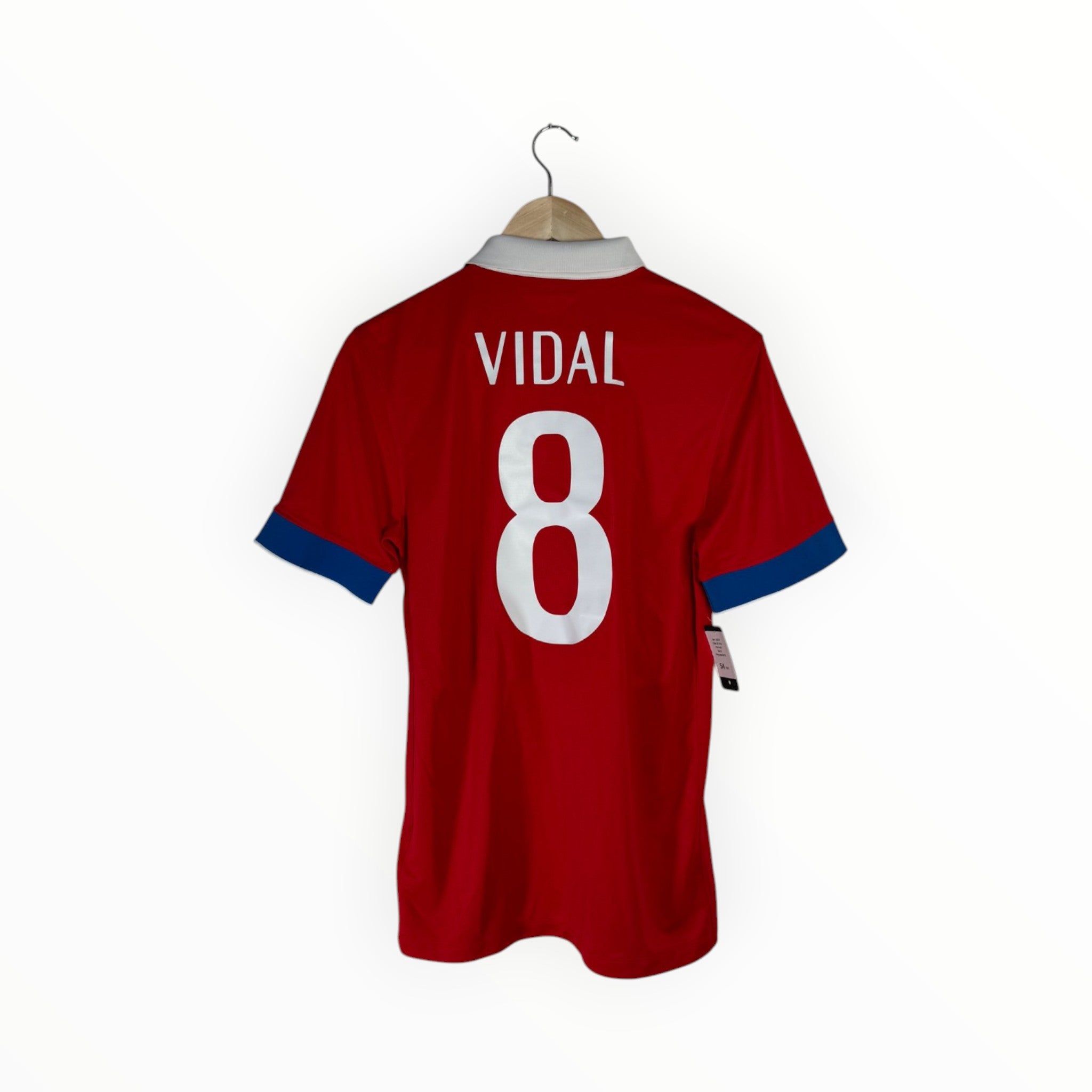 Vidal football shirt Chile red