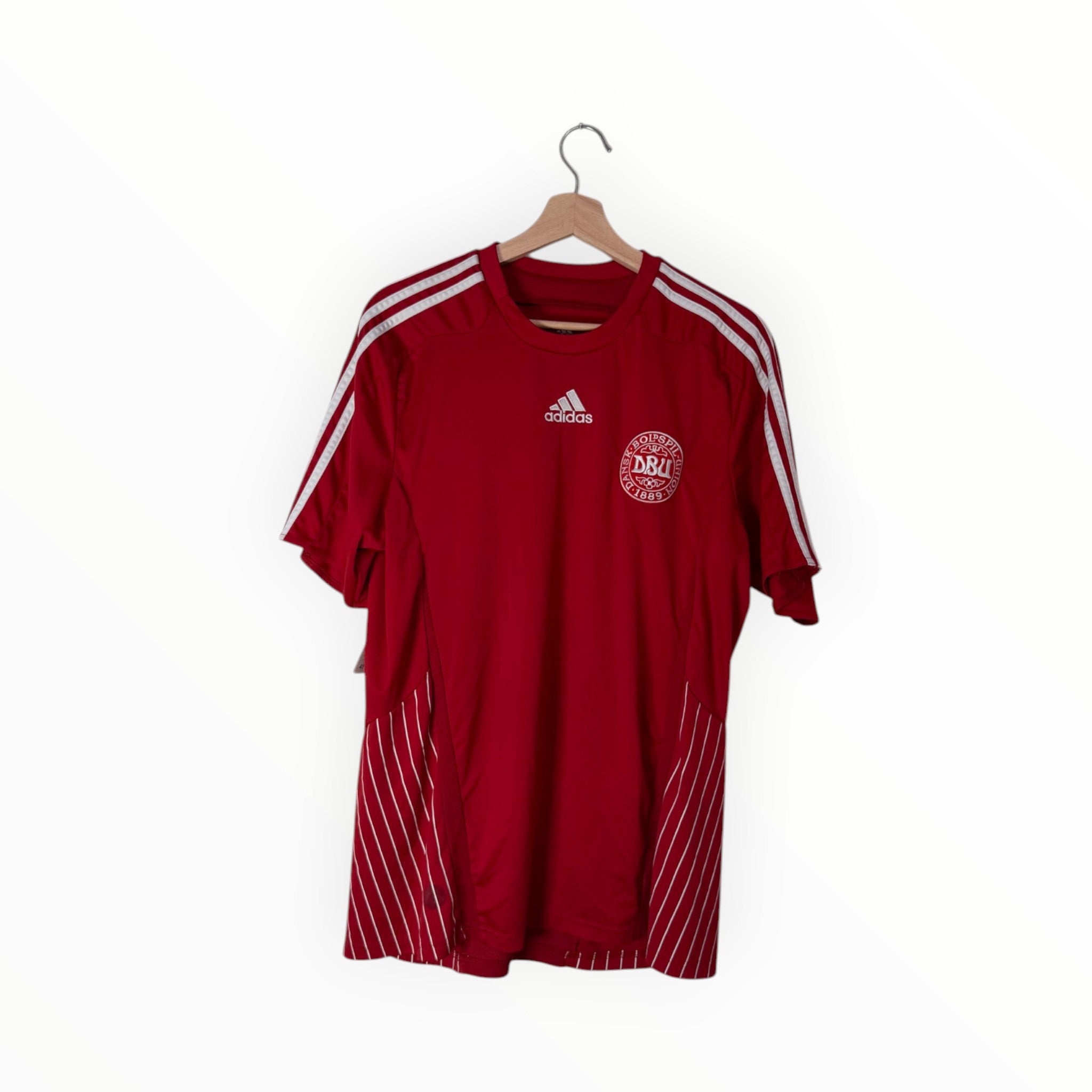 adidas football kit denmark red and white