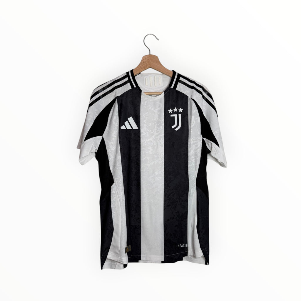 adidas juventus black and white stripes