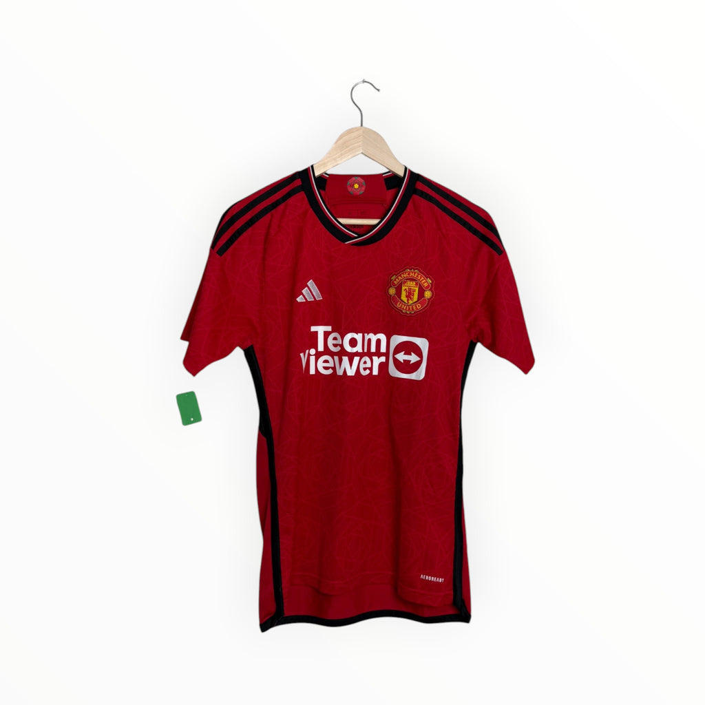 adidas red jersey manchester united