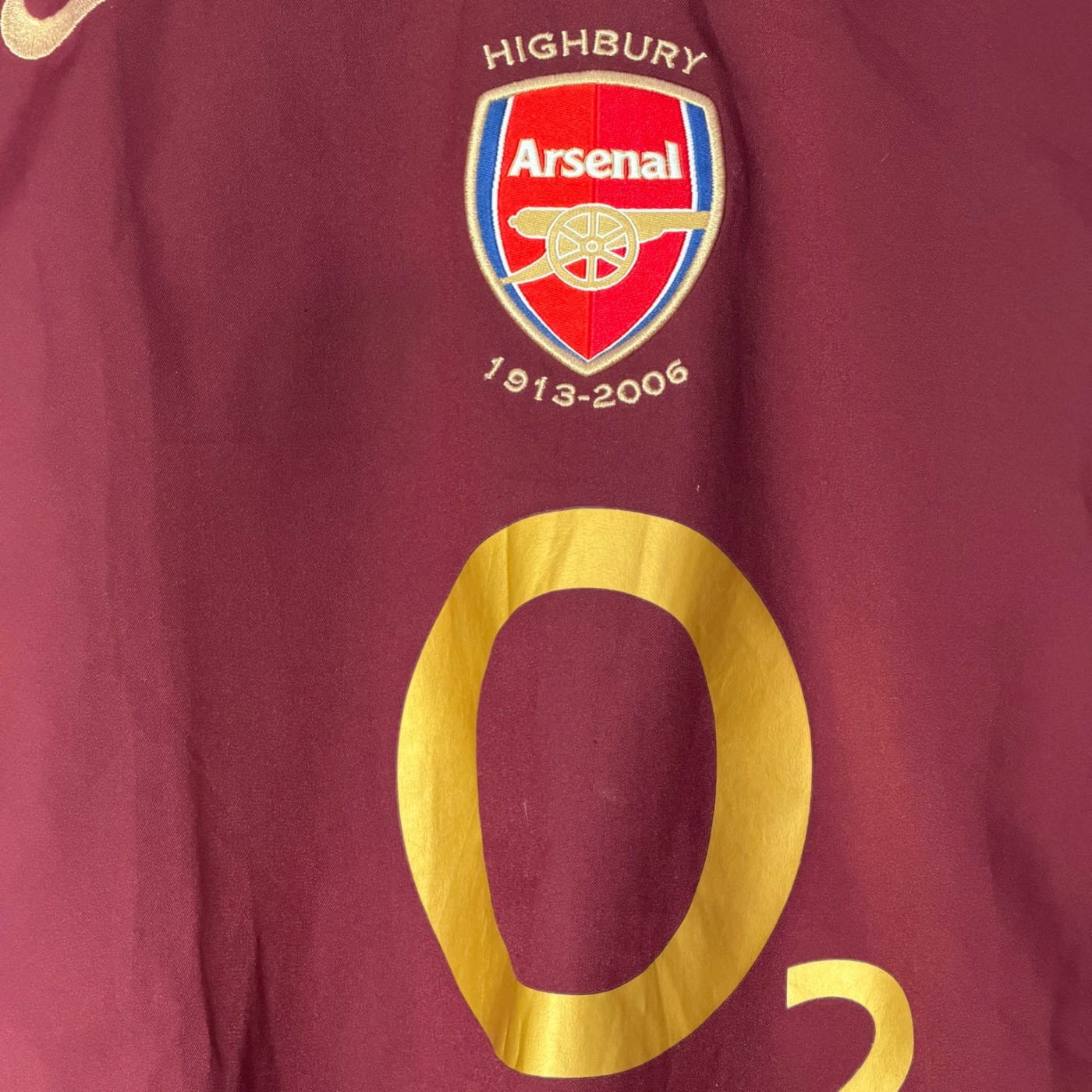 arsenal logo o2