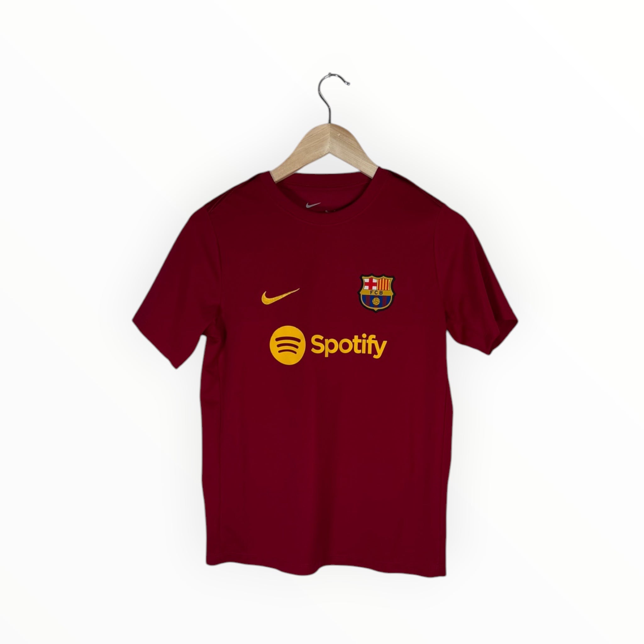 Barcelona 2024-25 Training kit, Size Youth XL, Very good 8/10