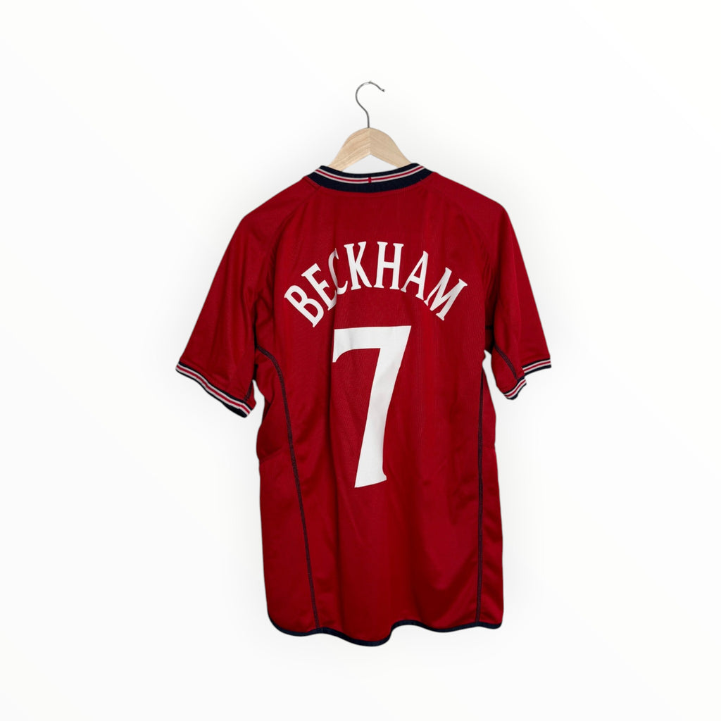 beckham football shirt England red