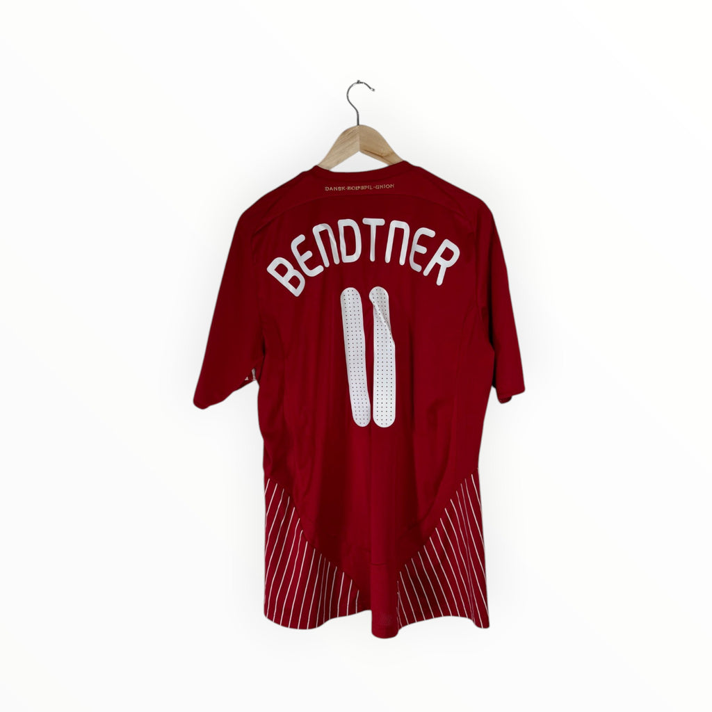 bendtner football shirt Denmark red