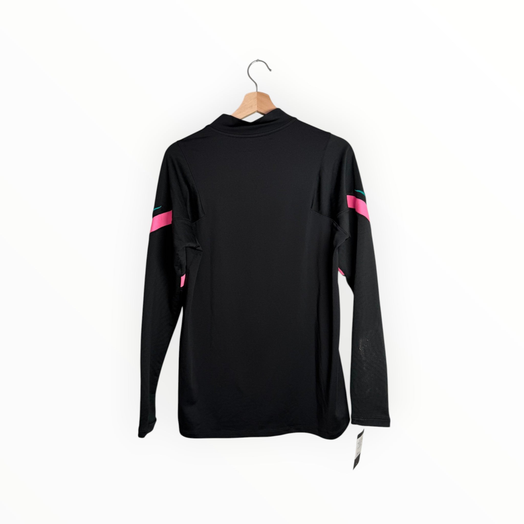 black training top long sleeve