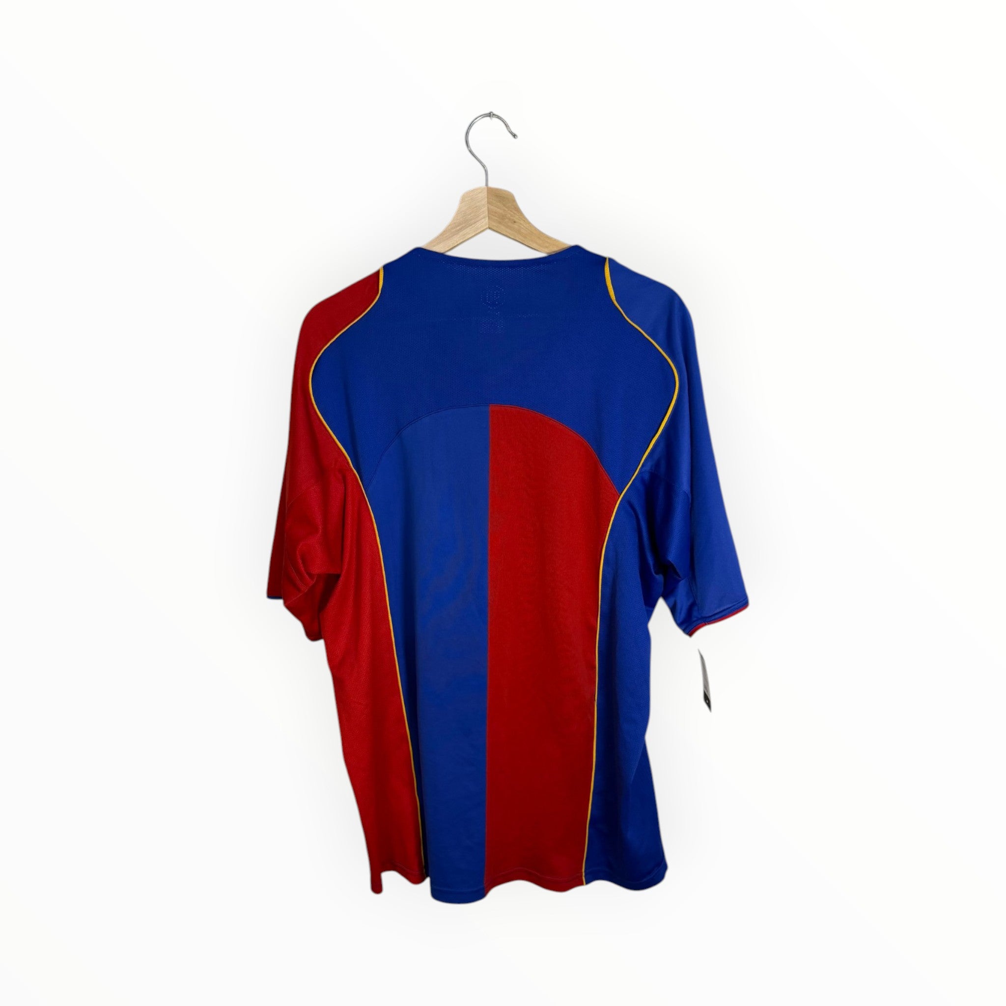 blue and red jersey