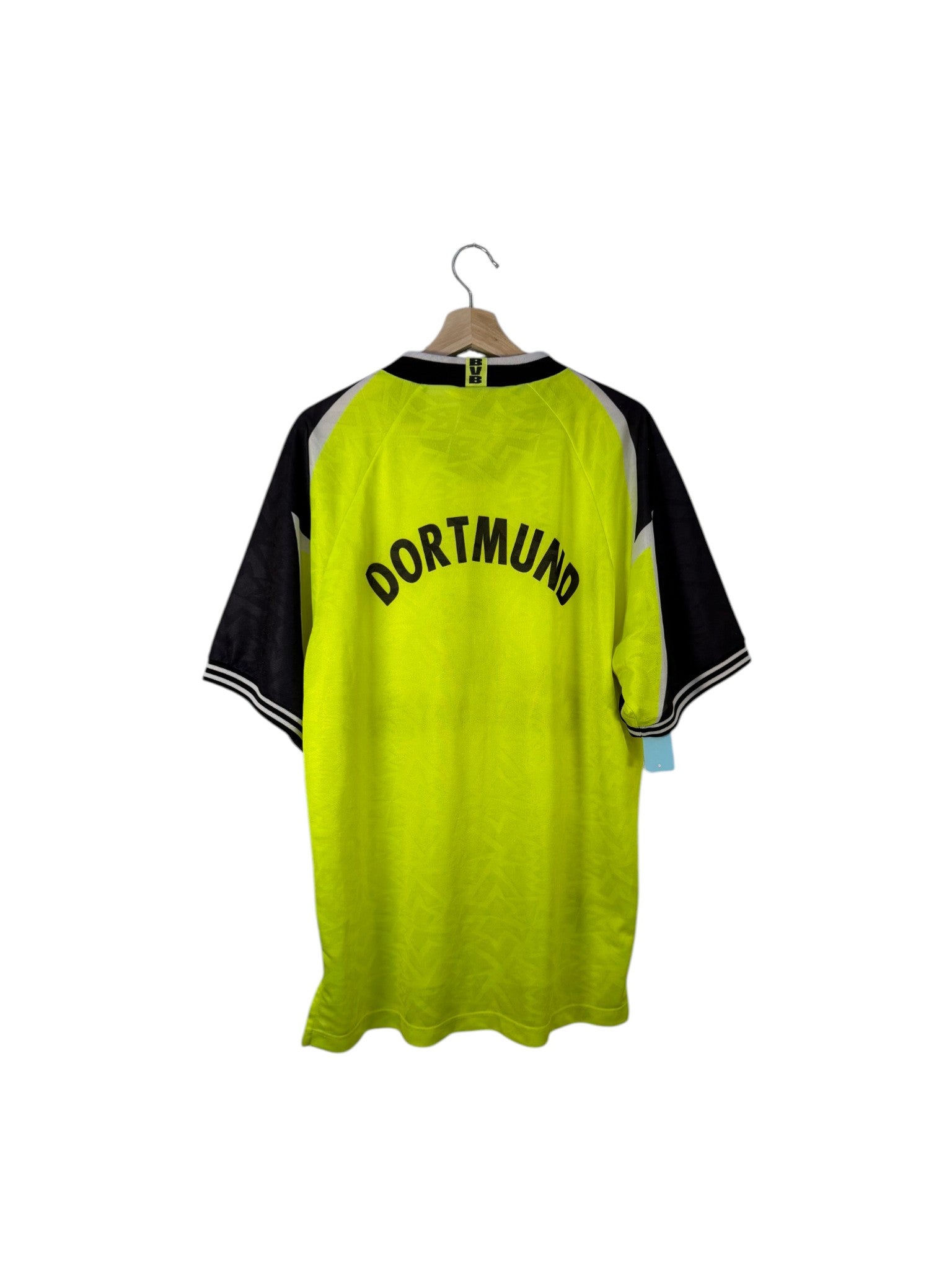 dortmund football shirt yellow and black sleeve
