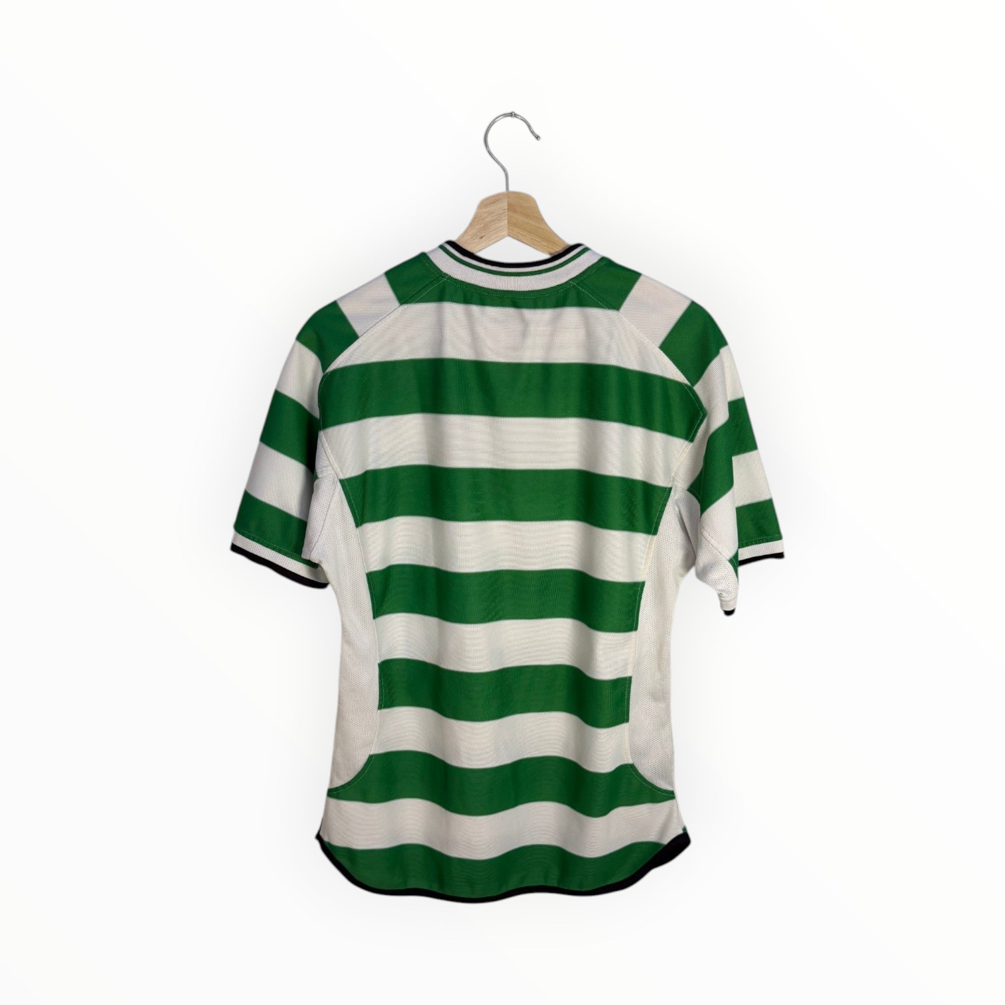 green and white jersey celtic glasgow