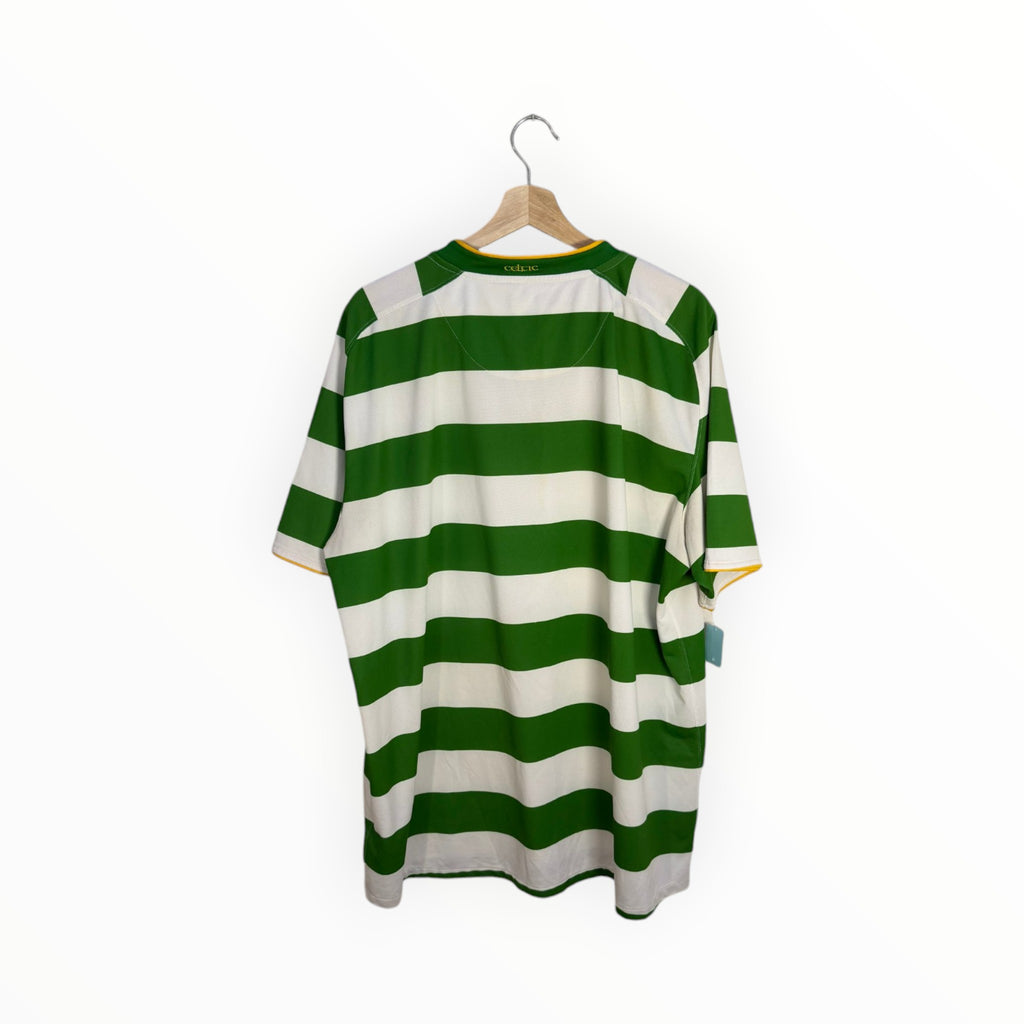 green and white stripes celtic glasgow