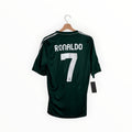 green football shirt ronaldo 7