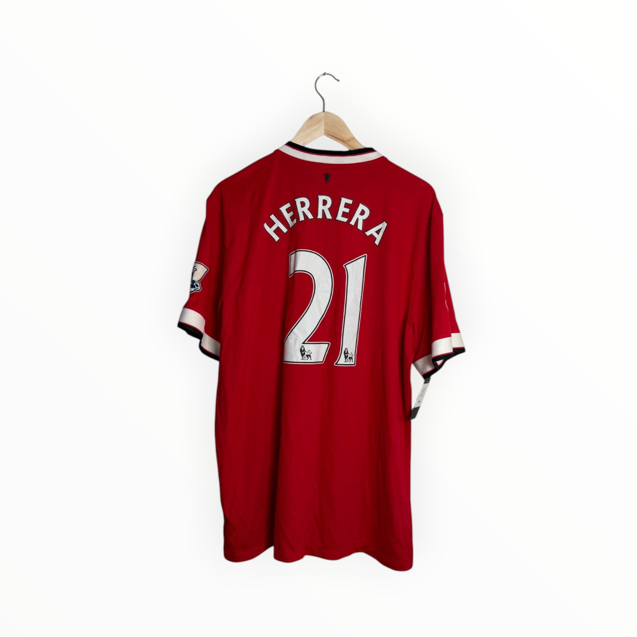 herrera jersey red man united