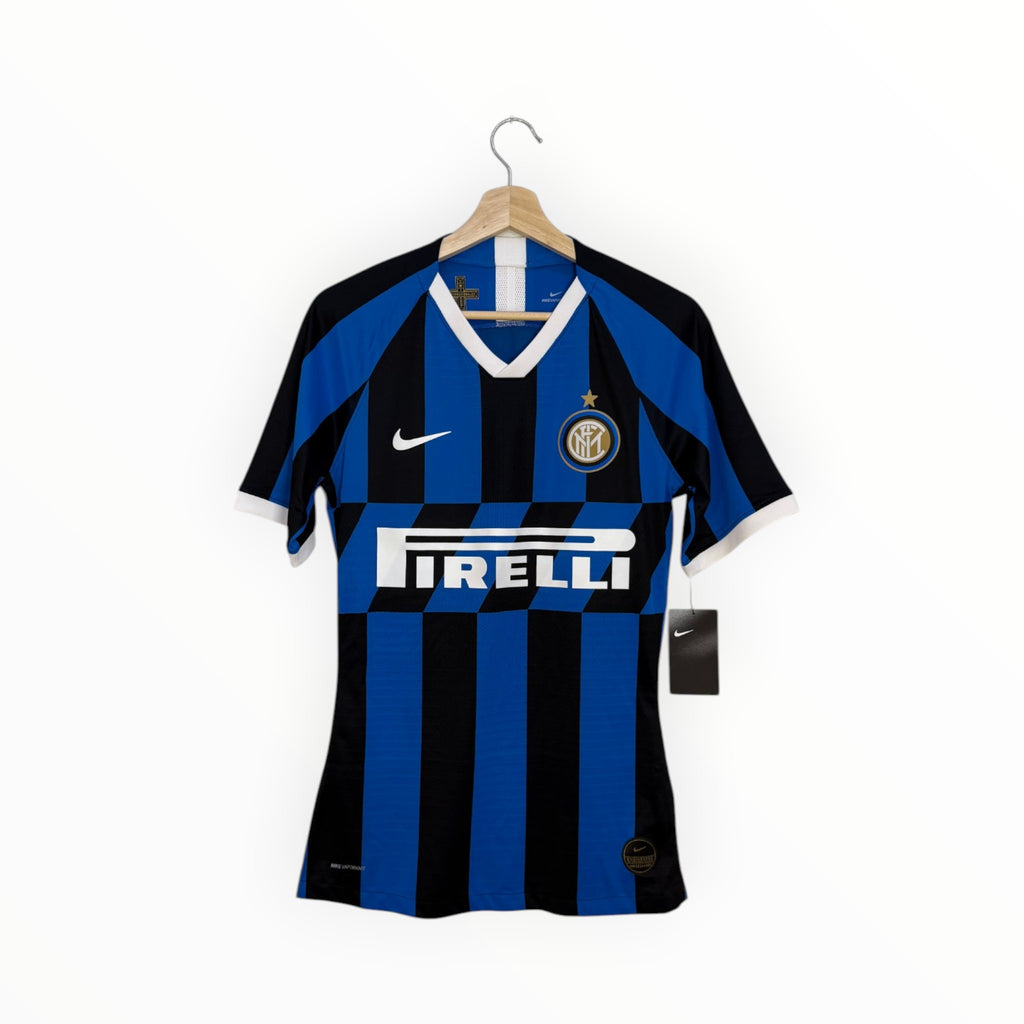 inter football shirt black and blue stripes pirelli