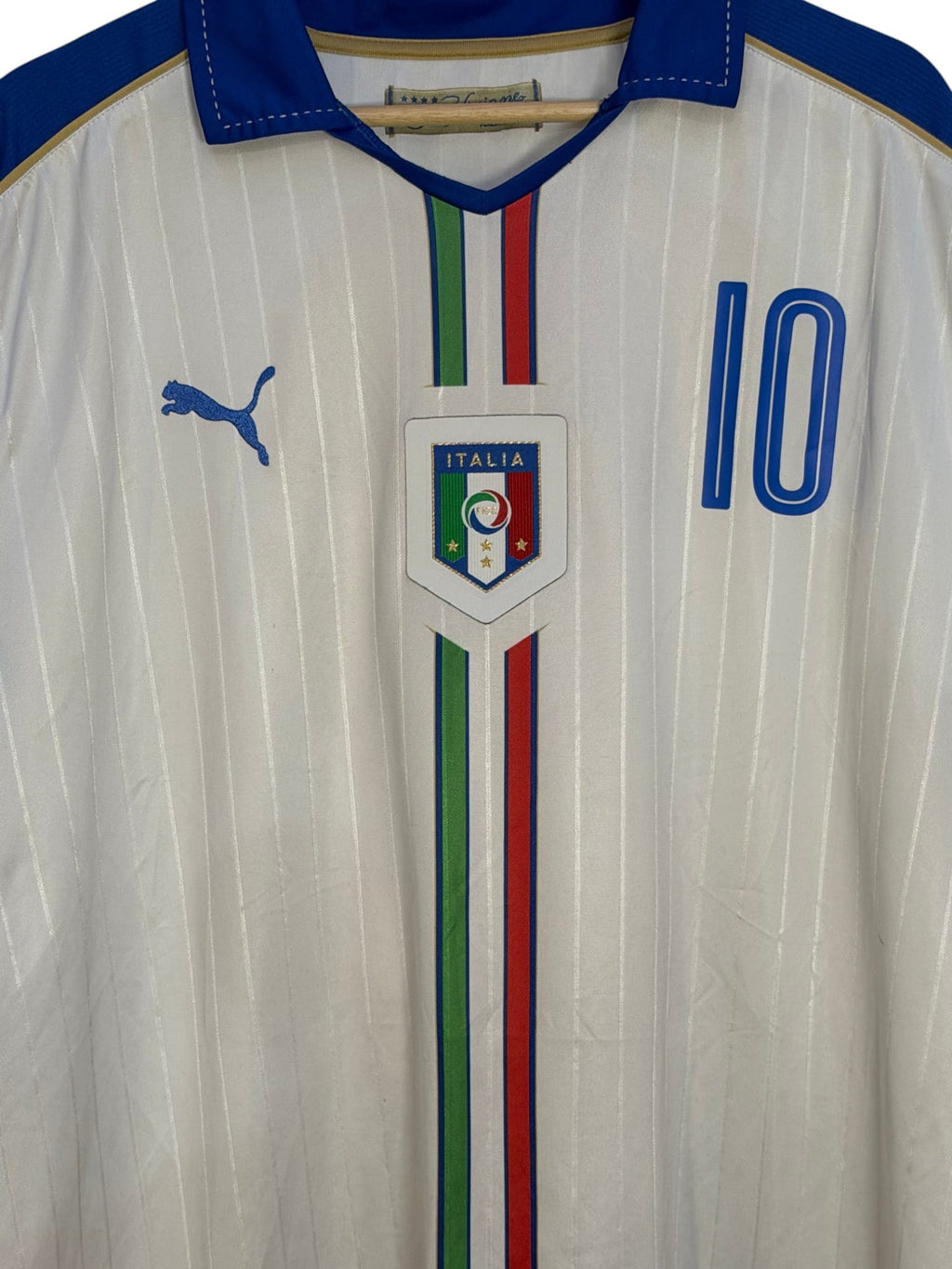 italia puma 10 italian flag