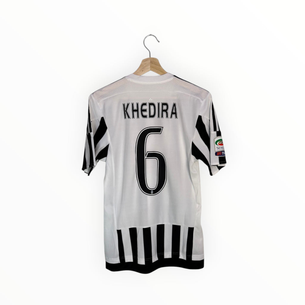 khedira football shirt juventus white