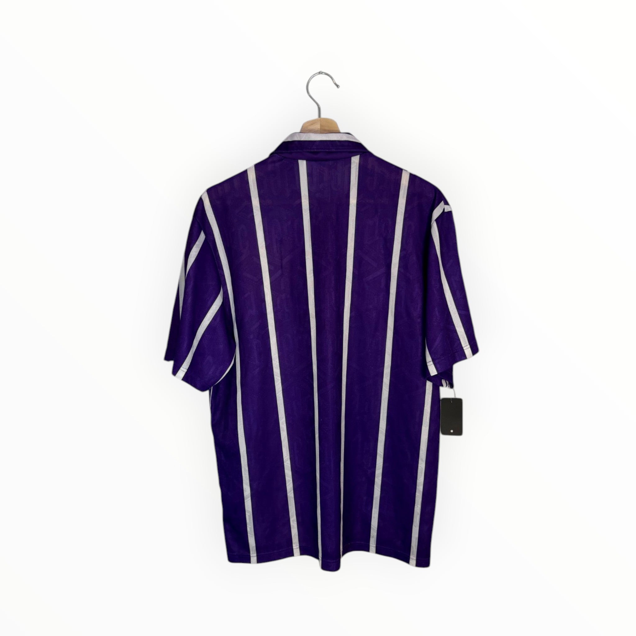 manchester city purple football shirt